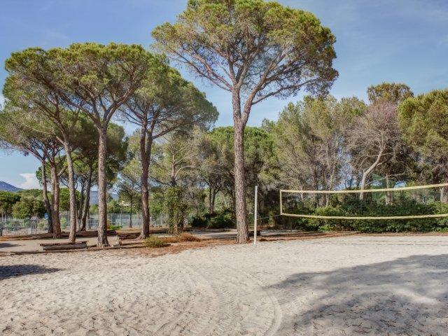 Studio 4P Vue Piscine St Raphael Valescure - Au Coeur Des Golfs Saint-Raphaël Exterior foto